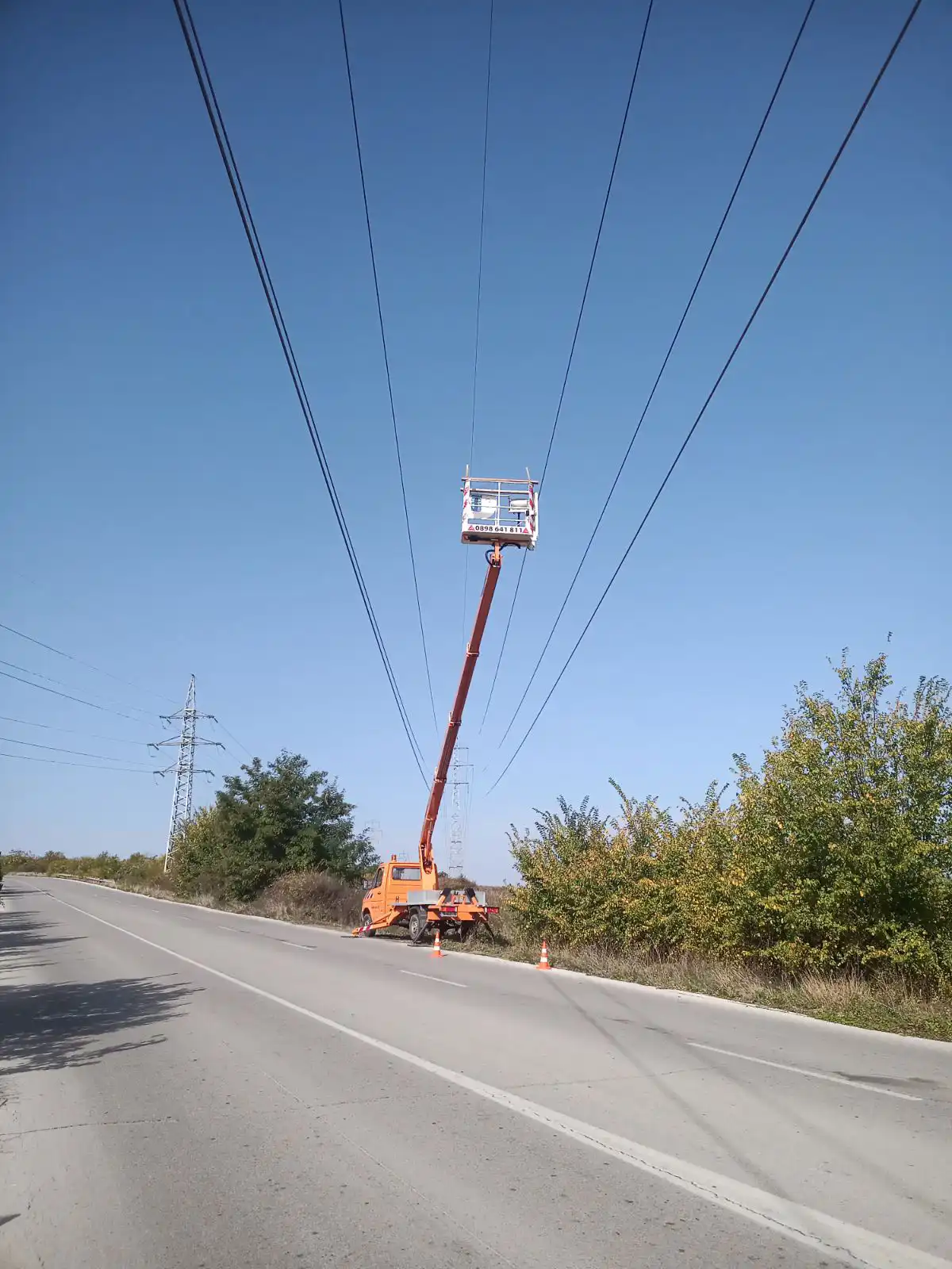 ДИНЧЕВ ЛИФТ - Автовишка под наем