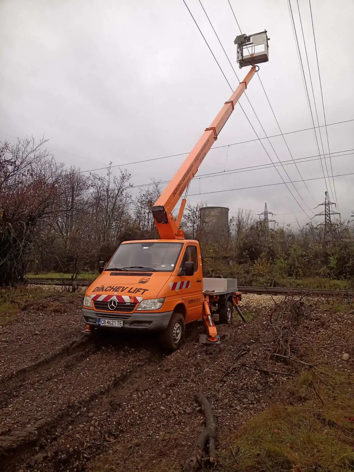 ДИНЧЕВ ЛИФТ - Автовишка под наем