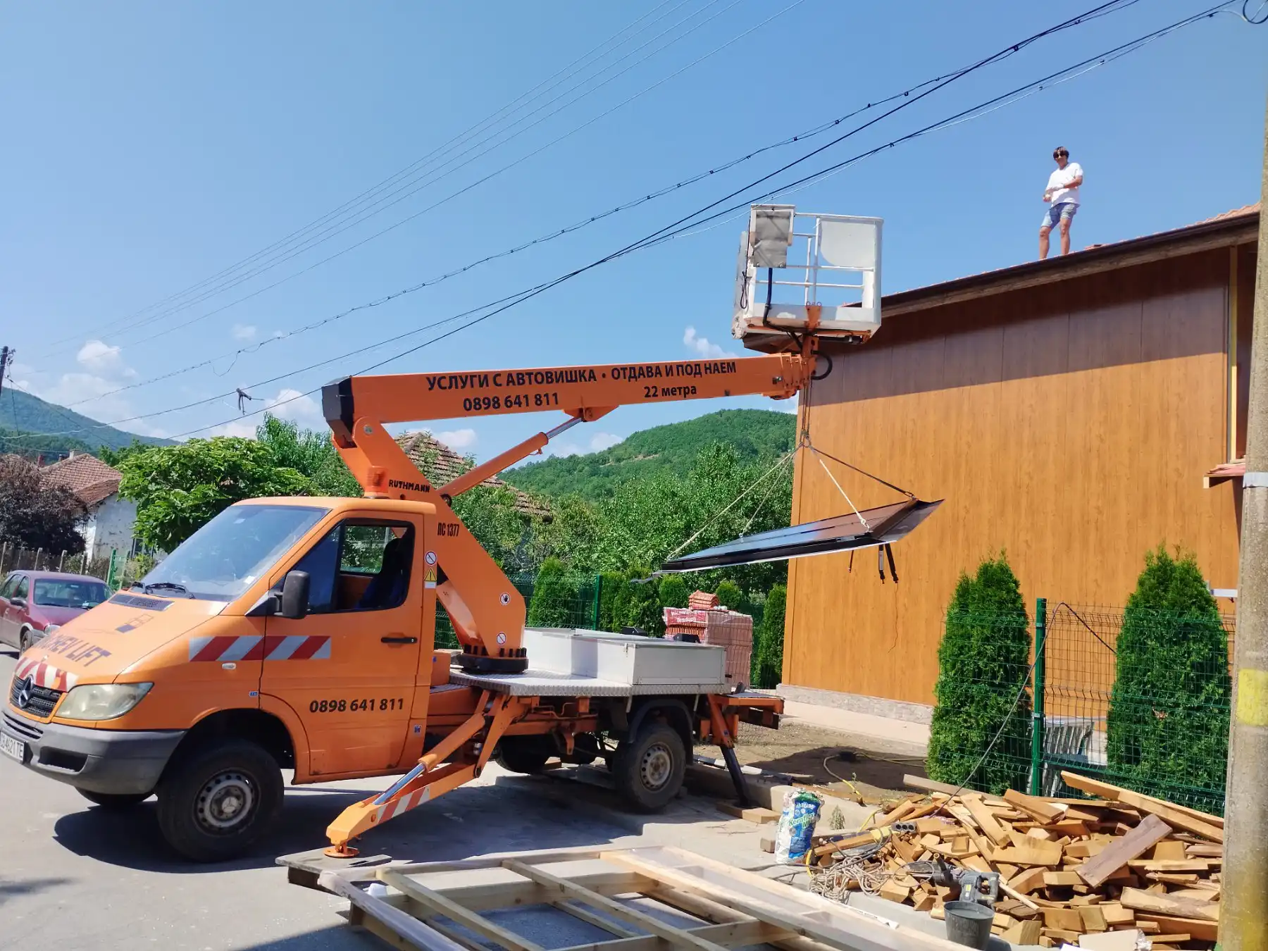 ДИНЧЕВ ЛИФТ - Автовишка под наем